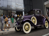 Autos clásicos y un premio al ingenio cubano