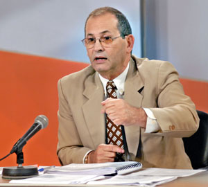 Lazaro Barredo, director del periodico Granma. 