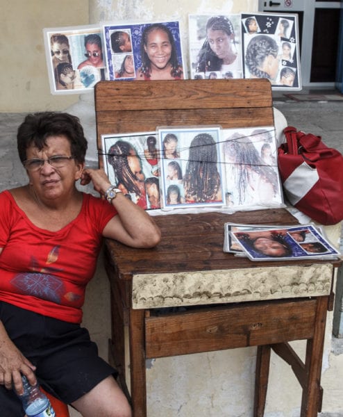 Trenzas en La Habana. Foto: Juan Suárez