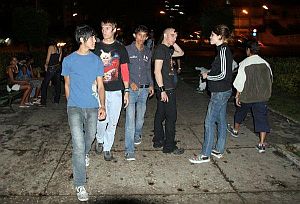 Jovenes cubanos. Foto: Jorge Luis Baños