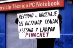 Marcha contra homenaje.