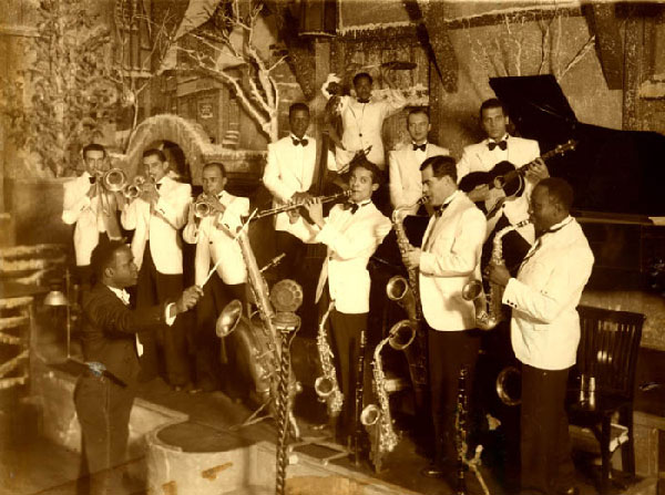 El ritmo Manaké, creado por Isidro Benítez, alcanzó gran popularidad en Chile y Argentina en la década de 1950.