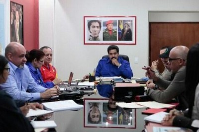 El presidente venezolano, Nicolás Maduro, durante una reunión con el Alto Mando (Foto:telesurtv.net)