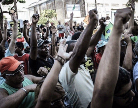 Protesta de vendedores ambulantes en  Brasil.