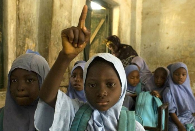 Escolares en Nigeria.  Foto: http://www.proyecto40.com