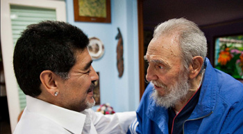 Diego Maradona y Fidel Castro.  Foto: cubadebate.cu