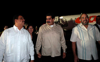 Maduro (c) arrives in Managua. Foto: http://www.lavozdelsandinismo.com