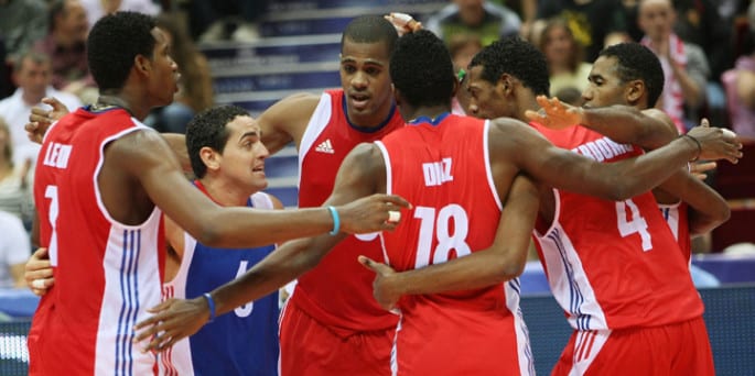 Voleibolistas cubanos.