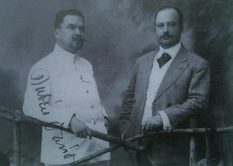 Darío con Luis H. Debayle