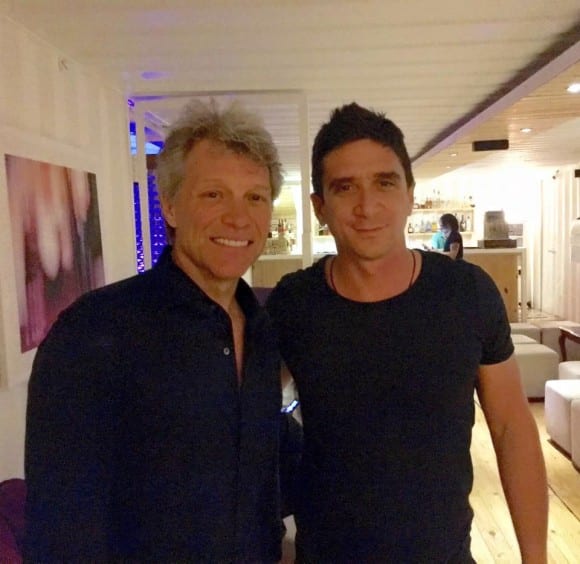 Bon Jovi con David Blanco en La Habana. Foto: FB de David Blanco