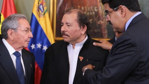 Raúl Castro, Daniel Ortega y Nicolás Maduro.  Foto/archivo: telesur.net