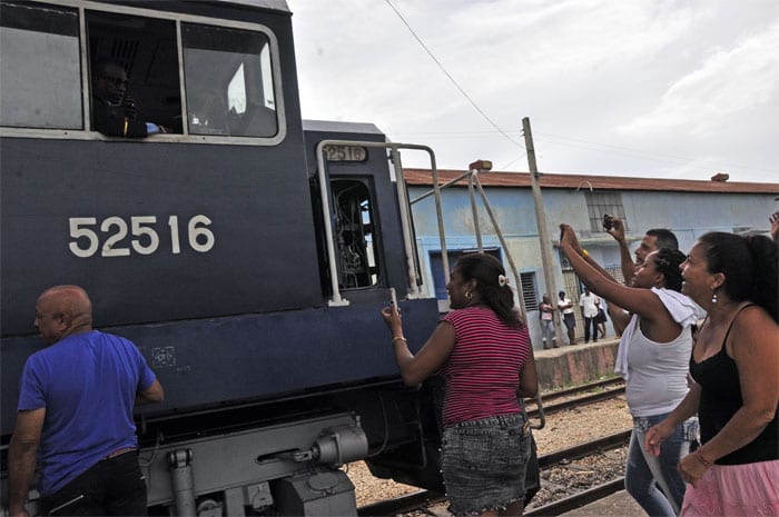 havana-times-nuevo-tren-guantanamo